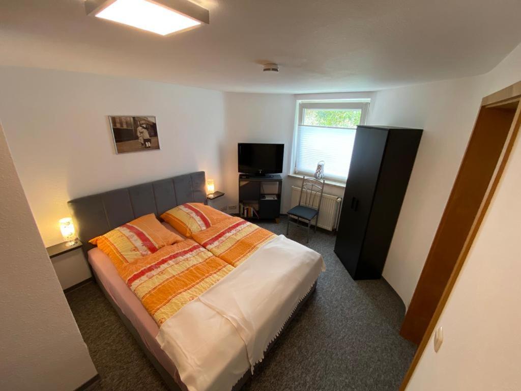 Ferienwohnung Witzig Inh Rita Weitmann Інгельгайм-ам-Райн Екстер'єр фото